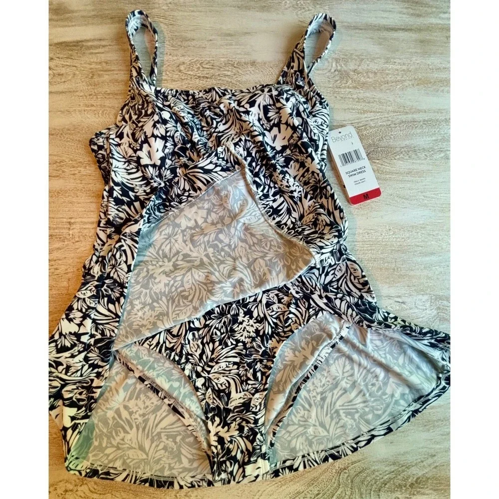 NWT size Medium Beyond Control Swim Dress Navy White Tummy Control UPF 50